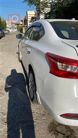 نیسان سێنترا